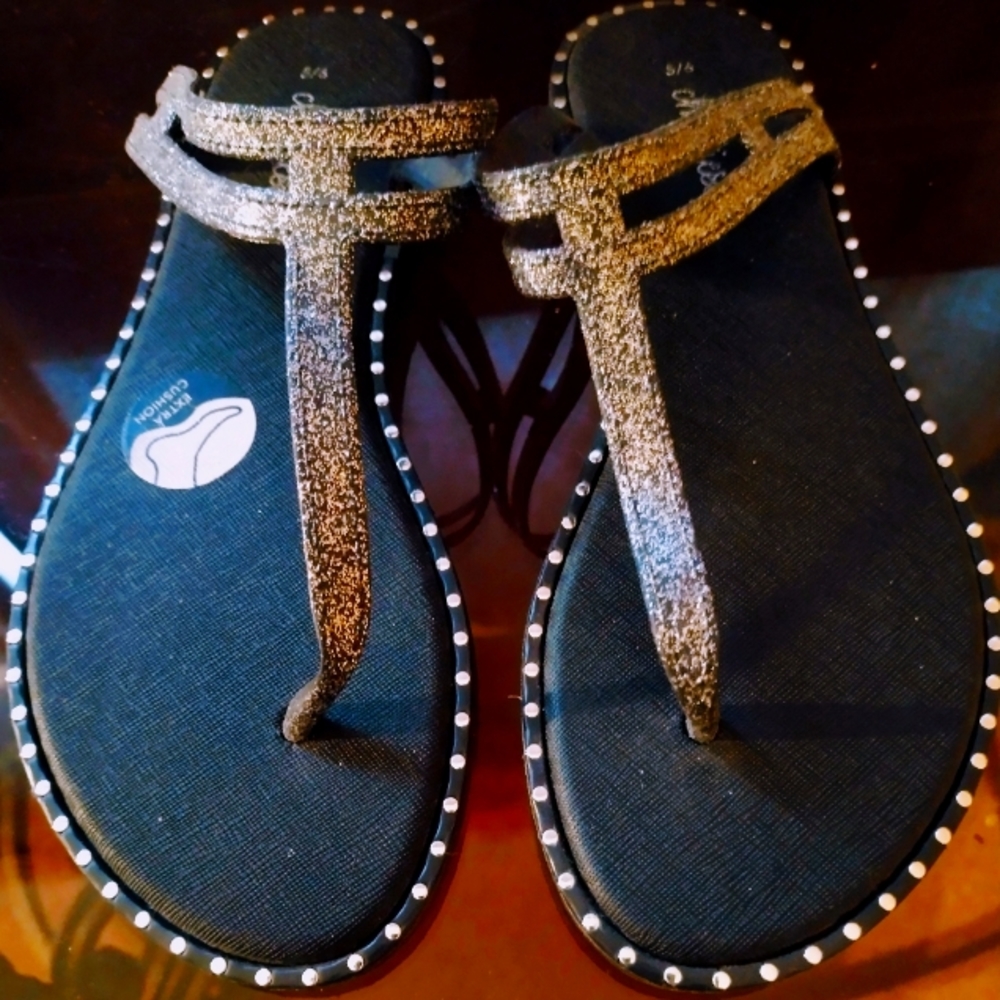 🌞Black & Silver Chatties ~NWOT